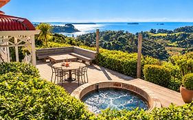 Crescent Villa - Stay Waiheke